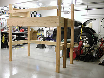 loft-bed1.jpg (39381 bytes)